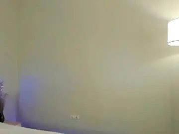 Chaturbate Live Sex Cam of cherrybuffer