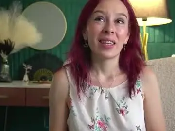 Chaturbate Live Sex Cam of haileymoon85