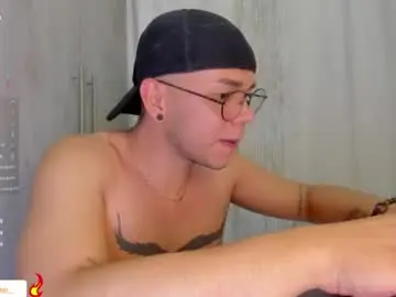 Chaturbate Live Sex Cam of ibaby_crazy