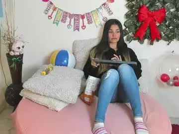 Chaturbate Nude Webcam of destinyhills_