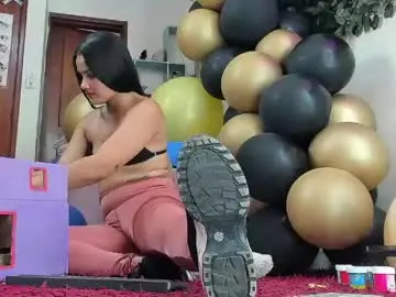 Chaturbate Watch Live Sex Cams of destinyhills_