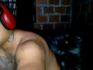 Chaturbate Adult Video Chat of master_aron