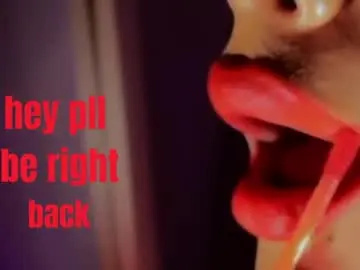 Chaturbate Live Sex Cam of mia_culpa22