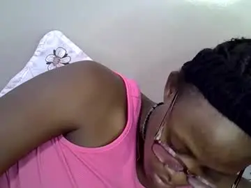 Chaturbate Live Sex Cam of sweet_zarah