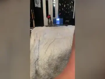 Chaturbate Free Porn Cam of guyonamassagetable