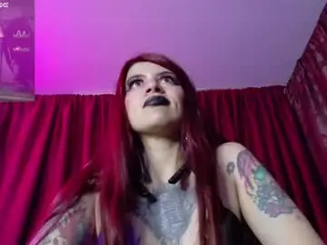 Chaturbate Free Live Porn of maddilust