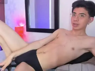 Chaturbate Live Porn of youn_rider