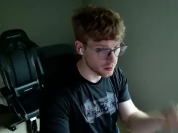 Chaturbate Adult Webcam of blueeyedtallguy