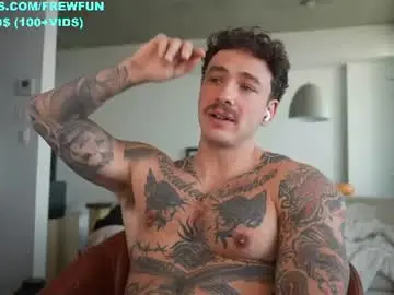 Chaturbate Live Sex Cam of frewfun