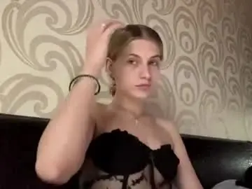Chaturbate Live Sex Cam of juanastrefeler