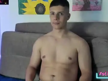 Chaturbate Live Sex Cam of cory_okell