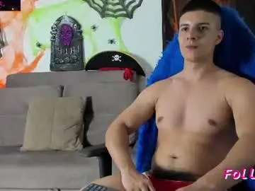 Chaturbate Nude Webcam of cory_okell
