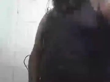Chaturbate Private Sex Chat of letmemakeusquirtonme