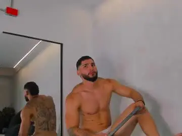 Chaturbate Live Sex Cam of louis_connor