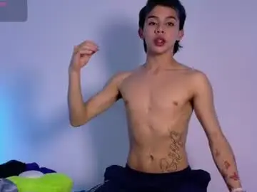 Chaturbate Live Sex of apolo_prince1