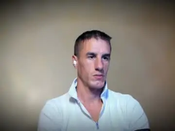 Chaturbate Live Sex Cam of axl_fx