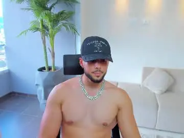 Chaturbate Live Sex Cam of leo_king7