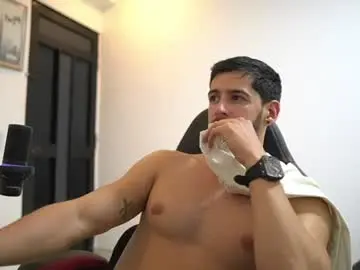 Chaturbate Live Sex Cam of saimonhot1