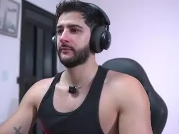 Chaturbate Best live sex cam show of saimonhot1