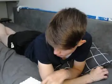Chaturbate Watch Live Sex Cams of cute_oliver