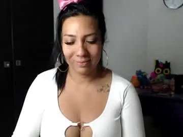 Chaturbate Free Porn Cam of gaby_bluexx