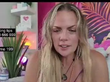 Chaturbate Sex Cam of kateskurves