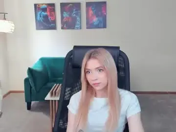 Chaturbate Live Sex Cam of loya_moss