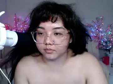 Chaturbate Live Sex Cam of moertomlly