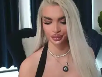 Chaturbate Watch Live Sex Cams of chrystalcade