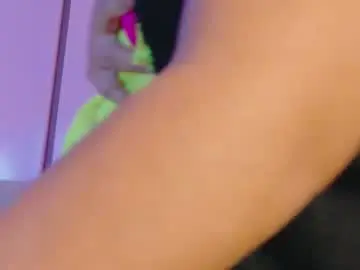 Chaturbate Watch Live Sex Cams of coralvega