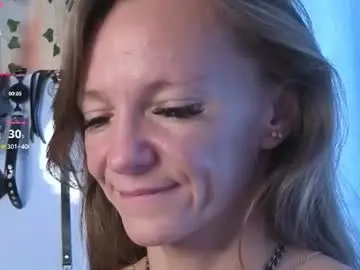Chaturbate Sex Cam of jesica_moon_peachyy