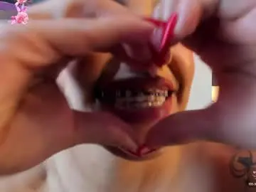 Chaturbate Free Live Porn of naylagrey