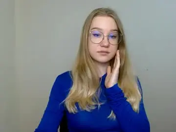 Chaturbate Live Sex Cam of abbymoore__