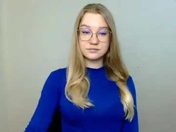 Chaturbate Live Sex Cam of abbymoore__