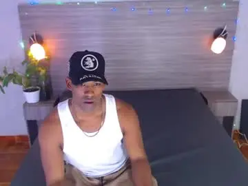 Chaturbate Sex Chat of roman_muscle_1