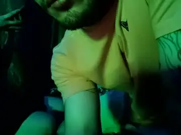 Chaturbate Free Porn Cam of artinsex1