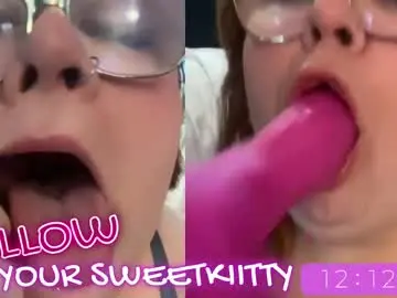 Chaturbate Free Porn Cam of sweetkiitty3