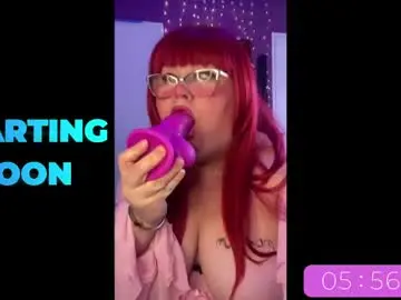 Chaturbate Live Sex of sweetkiitty3