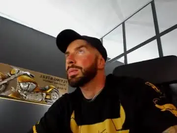 Chaturbate Live Sex of arongrant