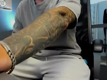 Chaturbate Live Sex Cam of arongrant