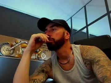 Chaturbate Best live sex cam show of arongrant