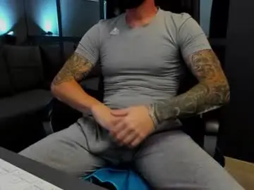 Chaturbate Live Sex Cam of arongrant