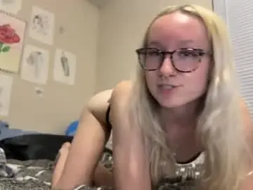 Chaturbate Adult Webcams of itshallie