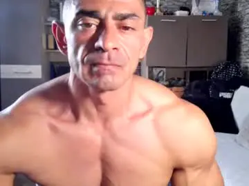 Chaturbate Best live sex cam show of musclebredon