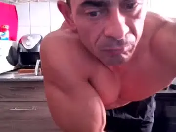 Chaturbate Adult Video Chat of musclebredon