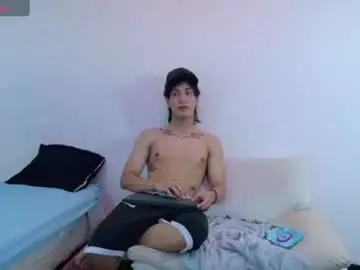 Chaturbate Best live sex cam show of serenaluna19