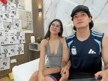 Chaturbate Adult Webcams of serenaluna19
