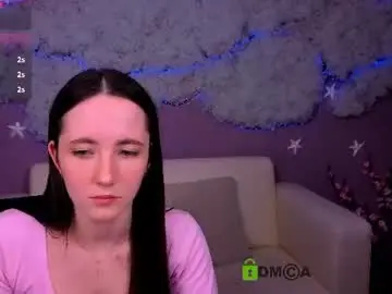 Chaturbate Live Sex Cam of bella_dorn