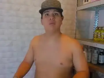 Chaturbate Free Live Porn of bennett_alejoo