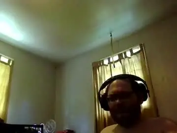 Chaturbate Live Sex Cam of daddydustin4190